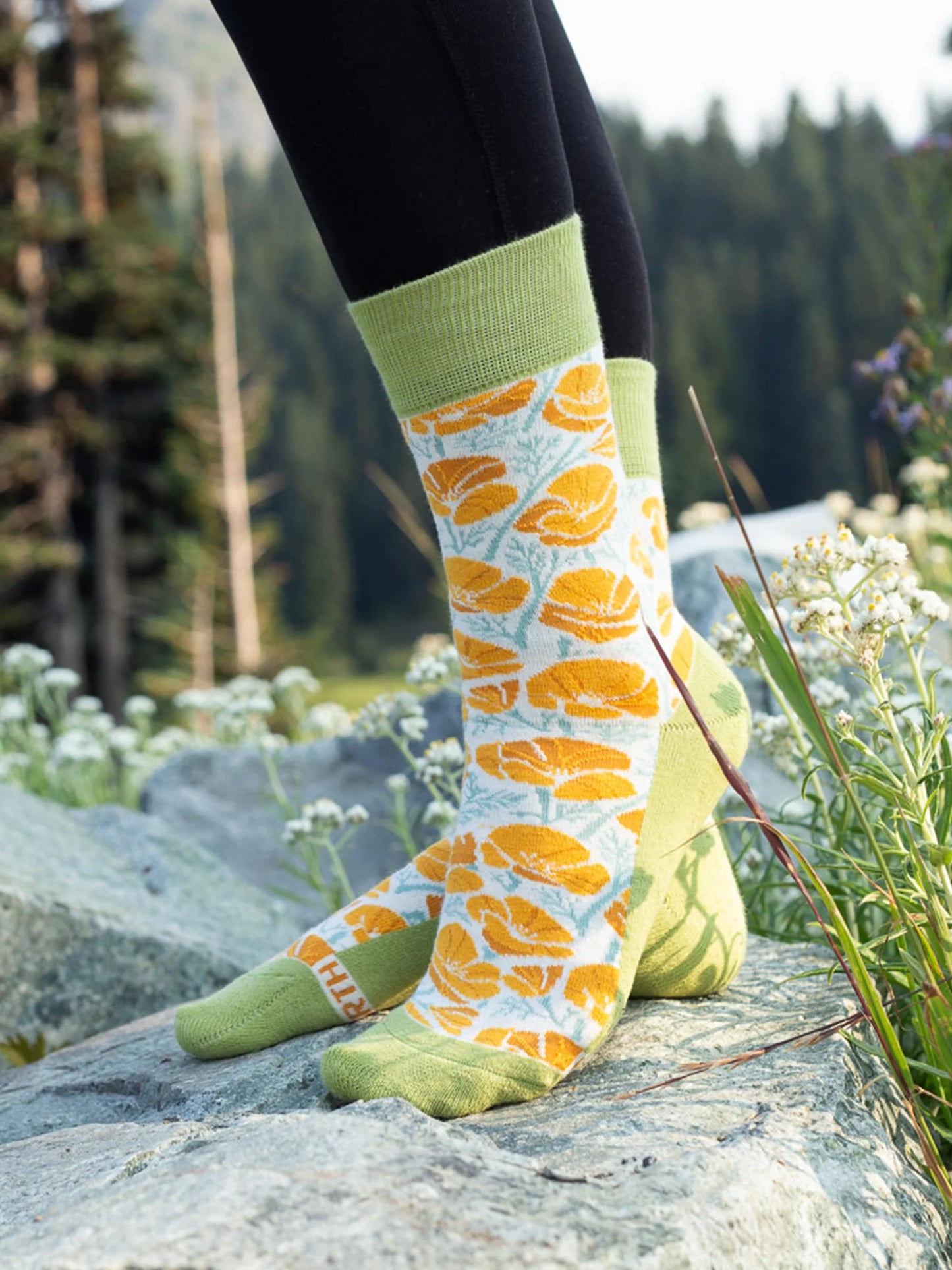 Happy Earth Poppies Socks